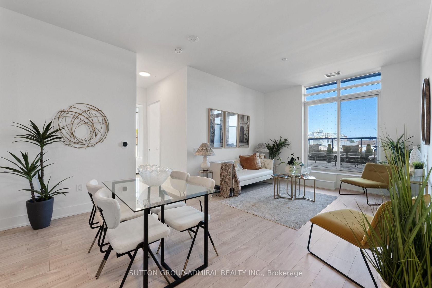 224 - 858 Dupont Street, Junction, Toronto 