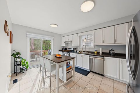 Photo 13 at 350 Emms Drive, Holly, Barrie