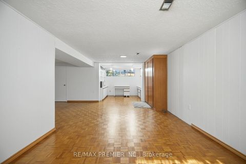 Photo 35 at 33 Belleglade Court, Humbermede, Toronto