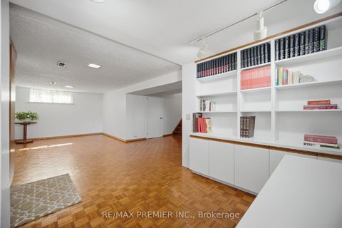 Photo 37 at 33 Belleglade Court, Humbermede, Toronto