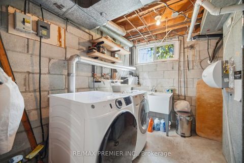 Photo 39 at 33 Belleglade Court, Humbermede, Toronto