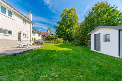 Photo 46 at 33 Belleglade Court, Humbermede, Toronto