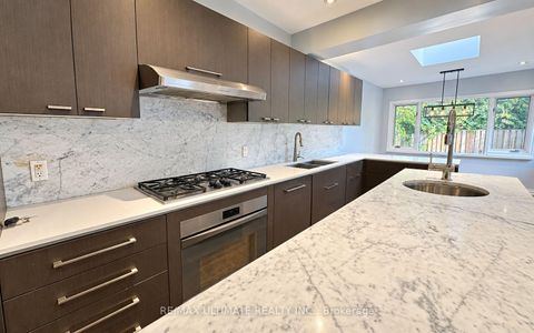 Photo 3 at 10 Noel Avenue, Leaside, Toronto