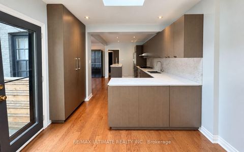 Photo 5 at 10 Noel Avenue, Leaside, Toronto