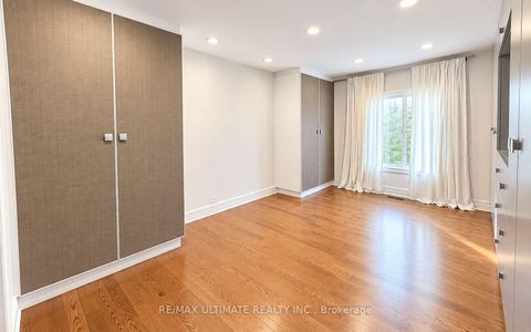 Photo 13 at 10 Noel Avenue, Leaside, Toronto