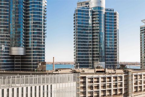Photo 17 at 703 - 12 YORK Street, Waterfront Communities C1, Toronto