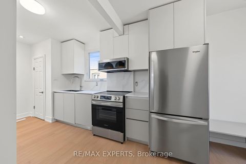 Photo 6 at 3 Greenacres Road, Greenbrook, Toronto