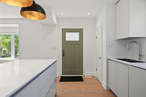 Photo 8 at 3 Greenacres Road, Greenbrook, Toronto