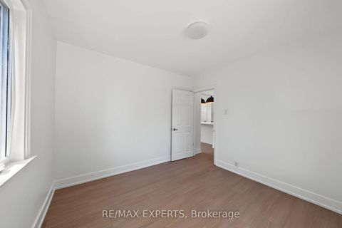 Photo 13 at 3 Greenacres Road, Greenbrook, Toronto