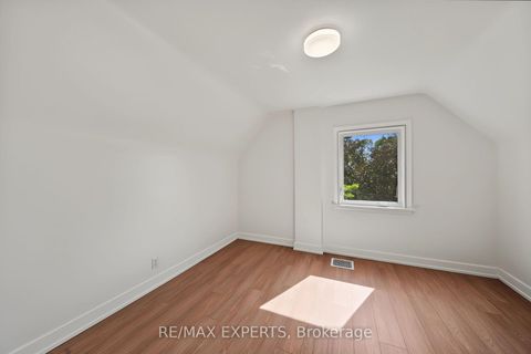 Photo 15 at 3 Greenacres Road, Greenbrook, Toronto