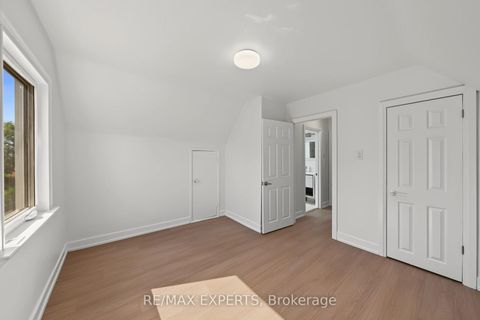 Photo 16 at 3 Greenacres Road, Greenbrook, Toronto