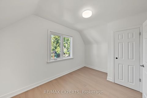Photo 20 at 3 Greenacres Road, Greenbrook, Toronto
