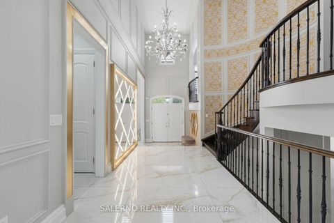 Photo 4 at 21 Autumn Wind Court, Kleinburg, Vaughan