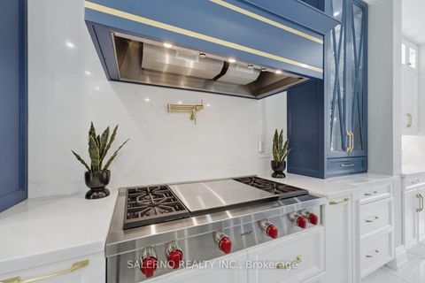Photo 11 at 21 Autumn Wind Court, Kleinburg, Vaughan