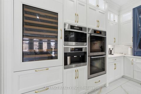 Photo 12 at 21 Autumn Wind Court, Kleinburg, Vaughan