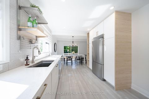 Photo 15 at 103 West Deane Park Drive, West Deane, Toronto