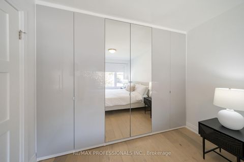 Photo 19 at 103 West Deane Park Drive, West Deane, Toronto