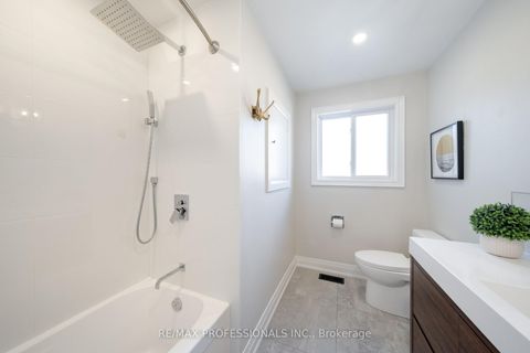 Photo 24 at 103 West Deane Park Drive, West Deane, Toronto