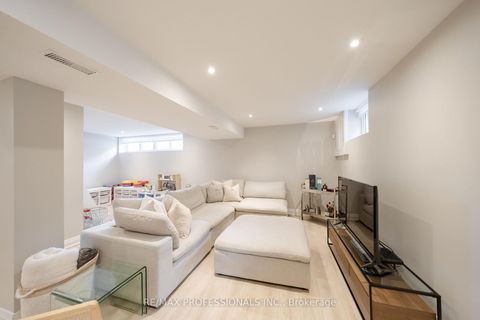 Photo 27 at 103 West Deane Park Drive, West Deane, Toronto