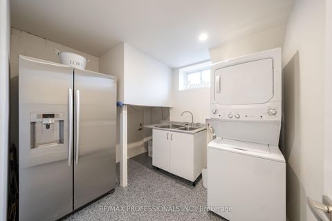 Photo 36 at 103 West Deane Park Drive, West Deane, Toronto