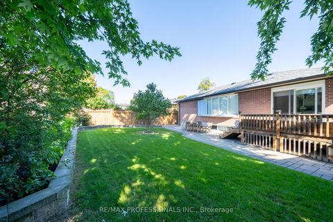 Photo 37 at 103 West Deane Park Drive, West Deane, Toronto