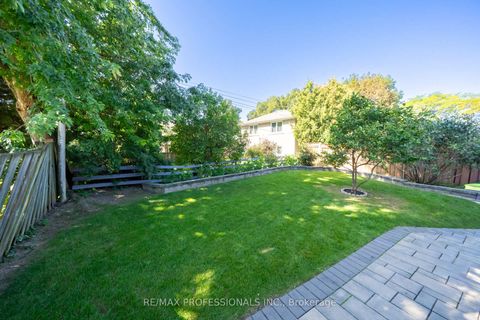 Photo 41 at 103 West Deane Park Drive, West Deane, Toronto