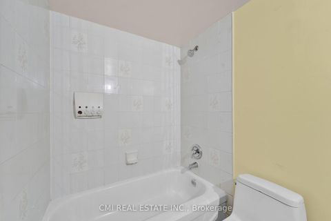Photo 28 at 1510 - 2466 Eglinton Avenue E, Eglinton East, Toronto