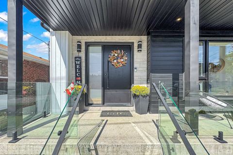 Photo 3 at 972 Castlefield Avenue, Belgravia, Toronto