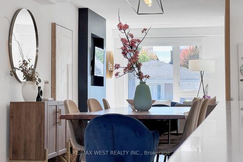 Photo 11 at 972 Castlefield Avenue, Belgravia, Toronto