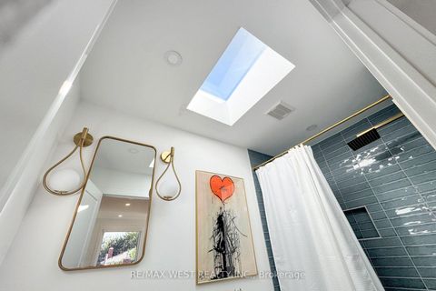 Photo 32 at 972 Castlefield Avenue, Belgravia, Toronto