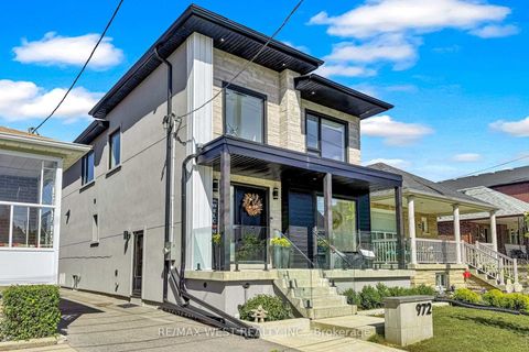 Photo 48 at 972 Castlefield Avenue, Belgravia, Toronto