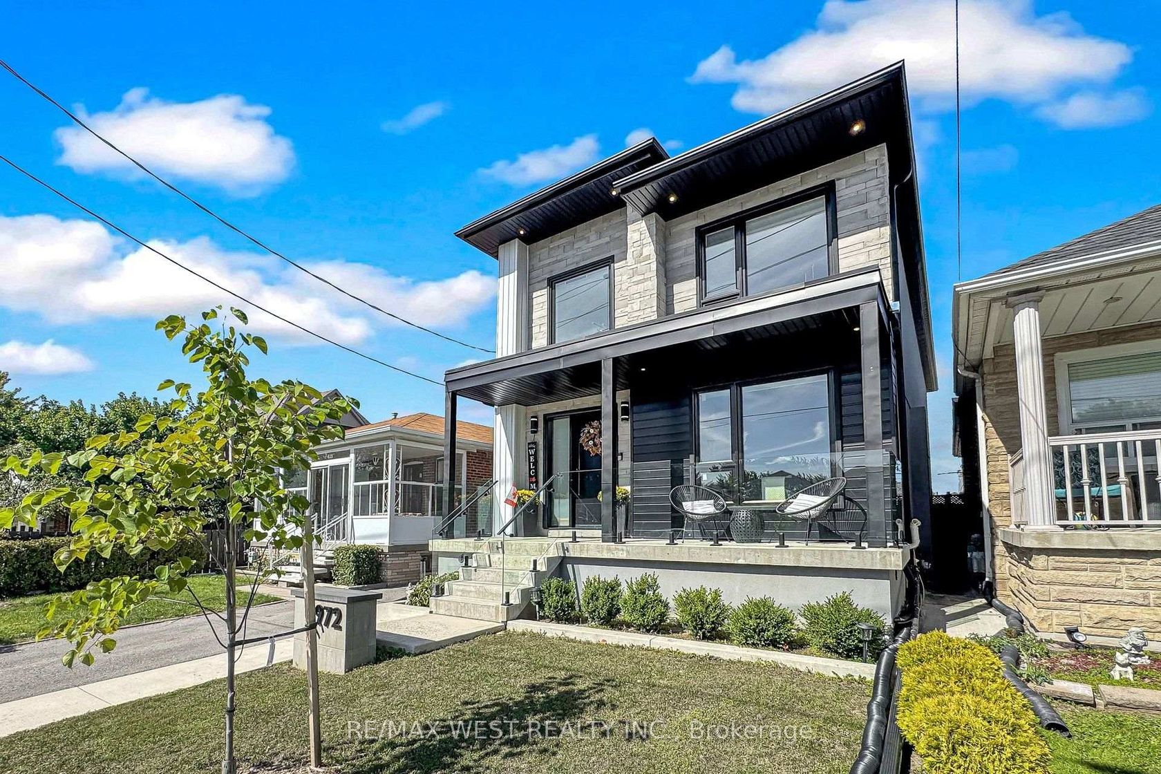 972 Castlefield Avenue, Belgravia, Toronto 