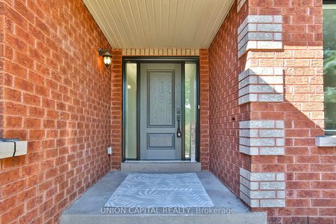 Photo 3 at 42 Bambi Crescent, Keswick South, Georgina