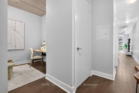 Photo 9 at 509 - 399 Adelaide Street W, Waterfront Communities C1, Toronto