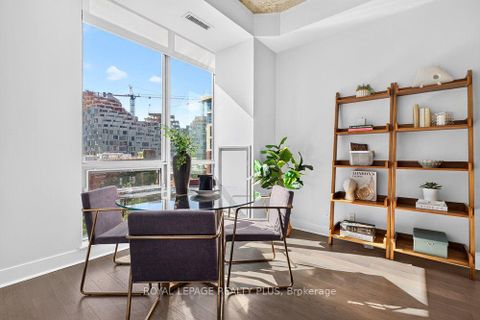 Photo 14 at 509 - 399 Adelaide Street W, Waterfront Communities C1, Toronto