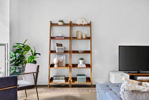 Photo 15 at 509 - 399 Adelaide Street W, Waterfront Communities C1, Toronto