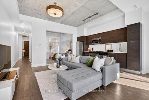 Photo 17 at 509 - 399 Adelaide Street W, Waterfront Communities C1, Toronto