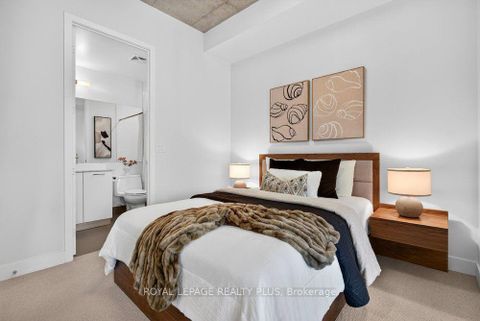 Photo 23 at 509 - 399 Adelaide Street W, Waterfront Communities C1, Toronto