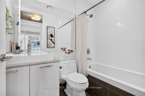 Photo 26 at 509 - 399 Adelaide Street W, Waterfront Communities C1, Toronto