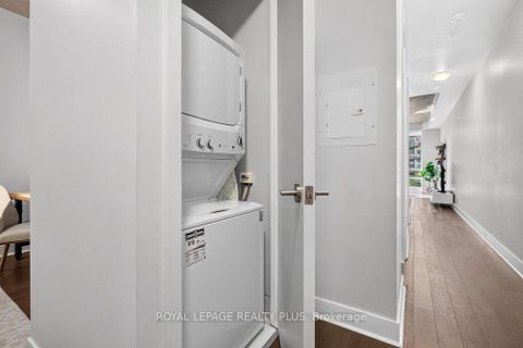 Photo 34 at 509 - 399 Adelaide Street W, Waterfront Communities C1, Toronto
