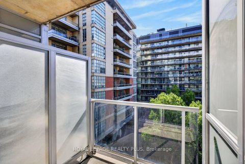 Photo 35 at 509 - 399 Adelaide Street W, Waterfront Communities C1, Toronto