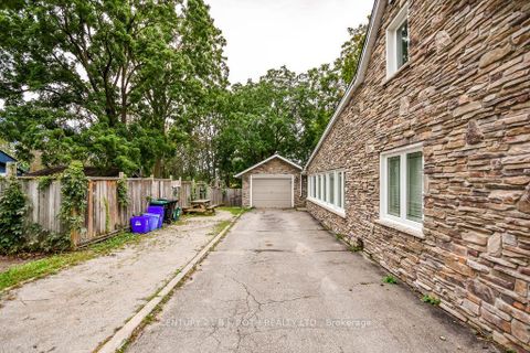 Photo 1 at 45 Grove Street W, Queen's Park, Barrie