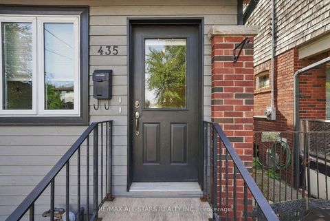 Photo 3 at 435 Mortimer Avenue, East York, Toronto