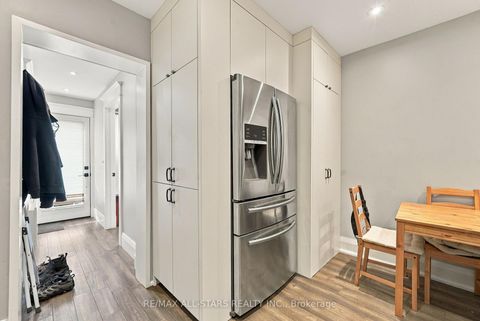 Photo 17 at 435 Mortimer Avenue, East York, Toronto