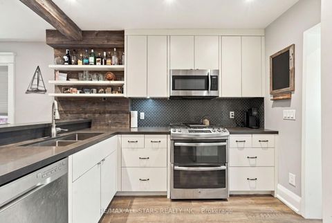 Photo 23 at 435 Mortimer Avenue, East York, Toronto
