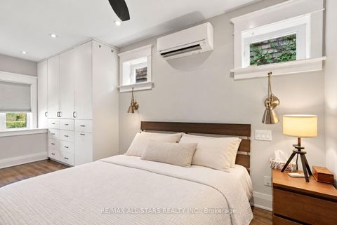 Photo 24 at 435 Mortimer Avenue, East York, Toronto