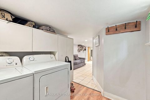 Photo 27 at 435 Mortimer Avenue, East York, Toronto