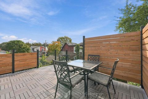 Photo 33 at 435 Mortimer Avenue, East York, Toronto