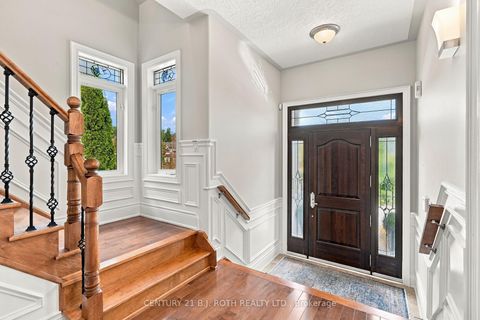 Photo 4 at 6 Orsi Court, Ardagh, Barrie