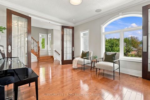 Photo 6 at 6 Orsi Court, Ardagh, Barrie